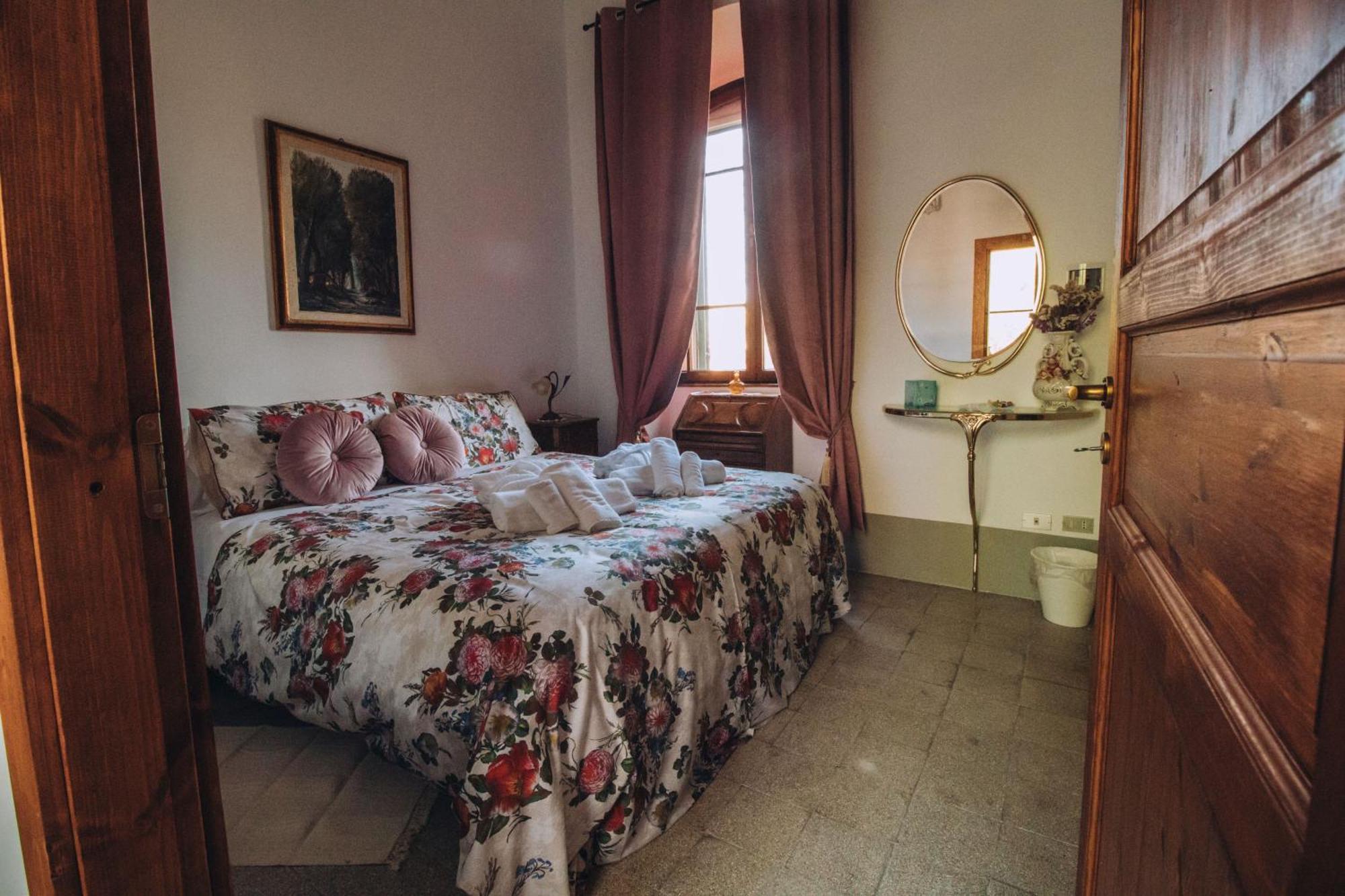 The Baron'S Estate Hotel Torre de' Passeri Exterior photo