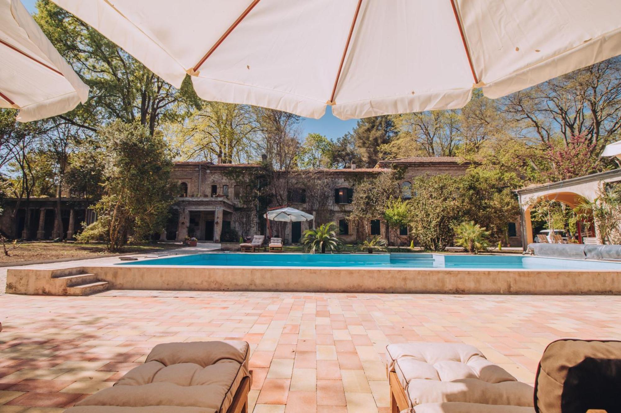 The Baron'S Estate Hotel Torre de' Passeri Exterior photo